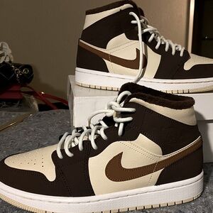 Women’s Nike Air Jordan 1